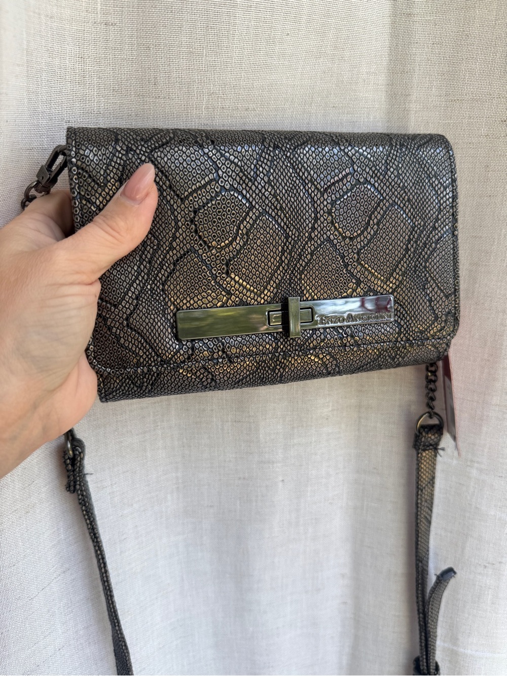 Enzo Angiolini NWT Metallic Snake Print Crossbody Clutch